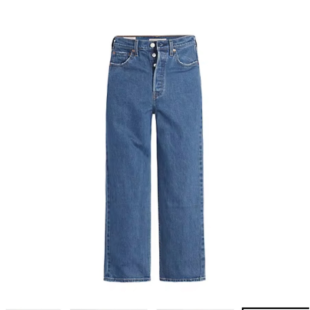 Levi’s Ribcage straight leg jean. Excellent condition. Size 24.